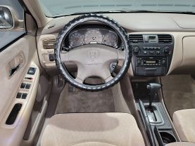2001 Honda Accord - - Image 12