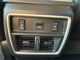 2017 Nissan Murano - Image 13