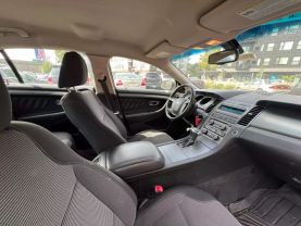 2011 Ford Taurus - Image 16