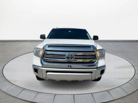 2017 TOYOTA TUNDRA CREWMAX