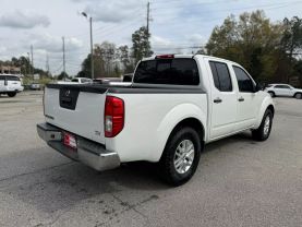 2015 NISSAN FRONTIER CREW CAB PICKUP V6, 4.0 LITER SV PICKUP 4D 5 FT