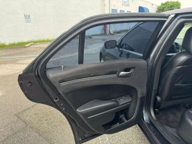 2017 CHRYSLER 300 SEDAN V6, 3.6 LITER 300 LIMITED SEDAN 4D