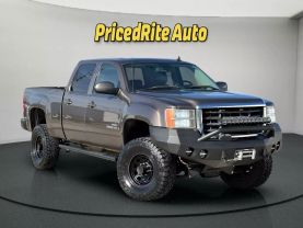 2008 GMC SIERRA 2500 HD CREW CAB PICKUP V8, 6.6L TURBO DSL SLT PICKUP 4D 6 1/2 FT