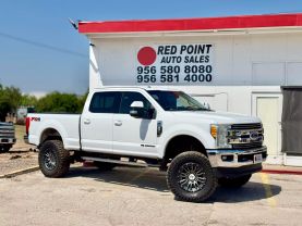 2017 FORD F250 SUPER DUTY CREW CAB PICKUP V8, TURBO DIESEL, 6.7L LARIAT PICKUP 4D 6 3/4 FT