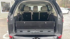 2020 Land Rover Discovery - Image 34