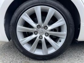 2016 Lexus Is - Image 44