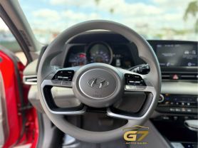 2023 Hyundai Elantra - Image 18