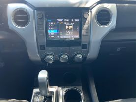 2017 TOYOTA TUNDRA CREWMAX