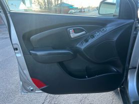 2012 HYUNDAI TUCSON SUV 4-CYL, PZEV, 2.4 LITER GLS SPORT UTILITY 4D