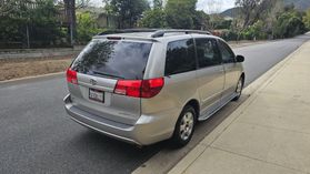 2004 TOYOTA SIENNA LE MINIVAN 4D