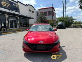 2023 Hyundai Elantra - Image 2