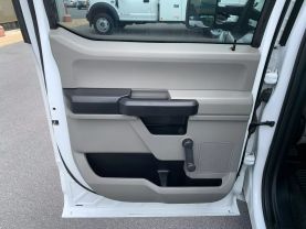 2019 FORD F250 SUPER DUTY CREW CAB 8FT KNAPHEIDE SERVICE BED TRUCK SERVICE/UTILITY TRUCKS V8, FLEX FUEL, 6.2 LITER XL PICKUP 4D 8 FT - Eddies Auto Sales