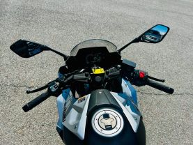 2024 SUZUKI GSX800FRQM4 GSX-8R SPORTBIKES - -