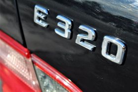 2001 MERCEDES-BENZ E-CLASS SEDAN V6, 3.2 LITER E 320 AWD SEDAN 4D