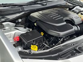 2022 Chrysler 300300s V6 Sedan 4d - Image 31