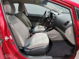 2014 Kia Forte - - Image 23