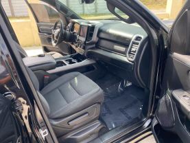 2019 RAM 1500 CREW CAB PICKUP V8, HEMI, 5.7 LITER BIG HORN PICKUP 4D 5 1/2 FT