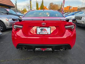 2018 TOYOTA 86 COUPE 4-CYL, 2.0 LITER GT COUPE 2D