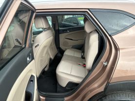 2017 HYUNDAI TUCSON SUV 4-CYL, 2.0 LITER SE SPORT UTILITY 4D