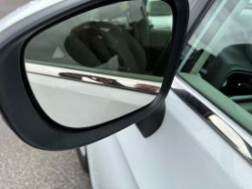 2020 CHRYSLER VOYAGER VAN V6, 3.6 LITER LX MINIVAN 4D