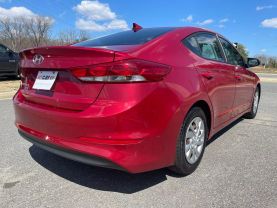 2017 Hyundai Elantra - Image 8