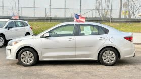 2019 Kia Rio - Image 4