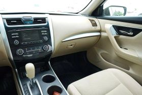 2015 NISSAN ALTIMA SEDAN 4-CYL, 2.5 LITER 2.5 SV SEDAN 4D