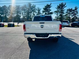 2017 RAM 1500 CREW CAB PICKUP V8, HEMI, 5.7 LITER LARAMIE PICKUP 4D 6 1/3 FT