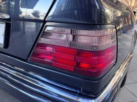 1995 MERCEDES-BENZ E500 - - SEDAN