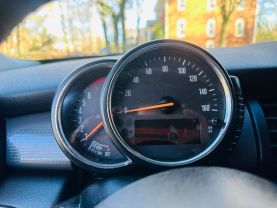 2015 MINI HARDTOP 4 DOOR HATCHBACK 3-CYL, TURBO, 1.5 LITER COOPER HATCHBACK 4D