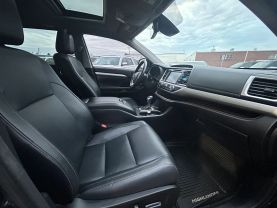 2017 TOYOTA HIGHLANDER SUV V6, 3.5 LITER XLE SPORT UTILITY 4D