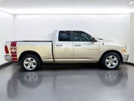 2011 RAM 1500 QUAD CAB PICKUP V8, FLEX FUEL, 4.7 LITER ST PICKUP 4D 6 1/3 FT
