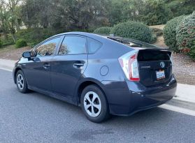 2013 TOYOTA PRIUS THREE HATCHBACK 4D
