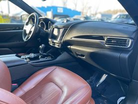 2017 Maserati Levante - Image 27