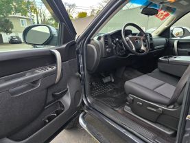 2010 GMC SIERRA 1500 CREW CAB PICKUP V8, FLEX FUEL, 5.3 LITER SLE PICKUP 4D 5 3/4 FT