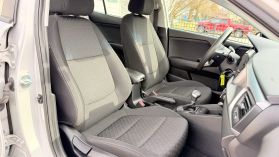 2019 Kia Rio - Image 16