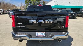 2025 Ram 1500 Crew Cab - Image 6