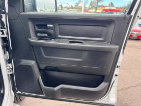 2017 RAM 1500 CREW CAB