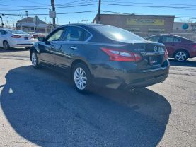 2017 Nissan Altima - Image 6