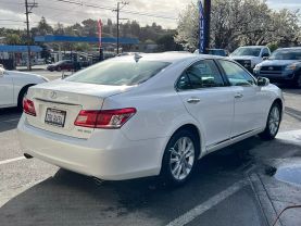 2012 LEXUS ES