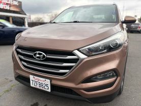 2017 HYUNDAI TUCSON SUV 4-CYL, 2.0 LITER SE SPORT UTILITY 4D