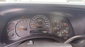 2005 Chevrolet Silverado 2500 Hd Regular Cab Pickup 2d 8 Ft - Image 10