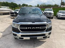 2019 RAM 1500 CREW CAB PICKUP V8, HEMI, 5.7 LITER BIG HORN PICKUP 4D 5 1/2 FT