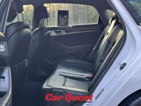 2019 Genesis G80 - Image 12