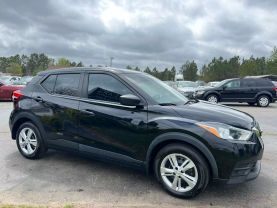 2020 Nissan Kicks S Sport Utility 4d - Image 10