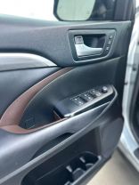 2018 TOYOTA HIGHLANDER SUV V6, 3.5 LITER LIMITED SPORT UTILITY 4D - The Auto Lot