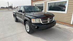 2011 RAM DAKOTA CREW CAB PICKUP V8, FLEX FUEL, 4.7 LITER LARAMIE PICKUP 4D 5 1/4 FT