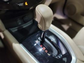 2014 Nissan Rogue - - Image 29