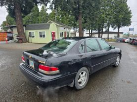 1997 Toyota Avalon - Image 7