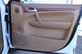 2008 Porsche Cayenne - Image 23